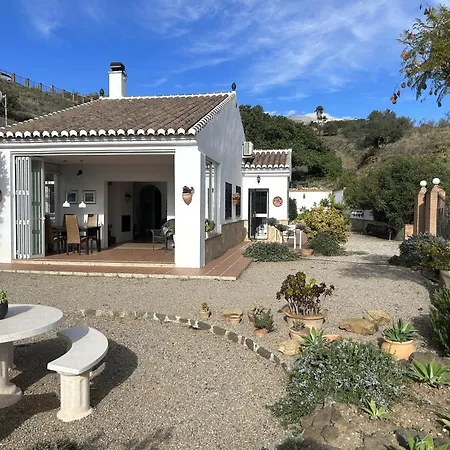 Casa Verano With Pool And Terraces Malaga