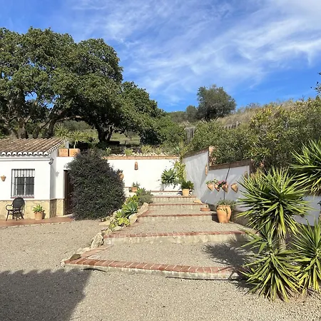 Villa Casa Verano With Pool And Terraces Malaga